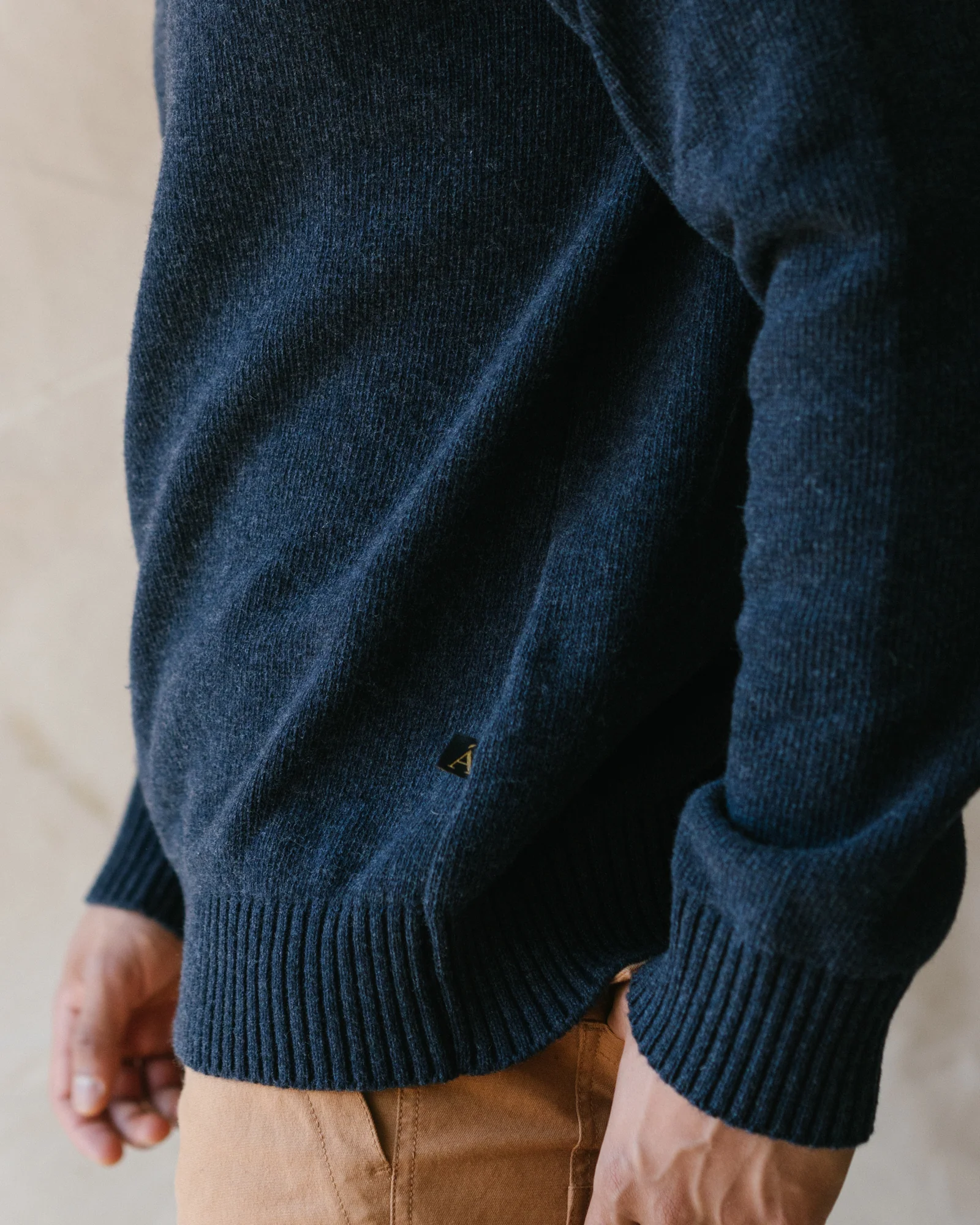 The Cashmino Crewneck - Image 28