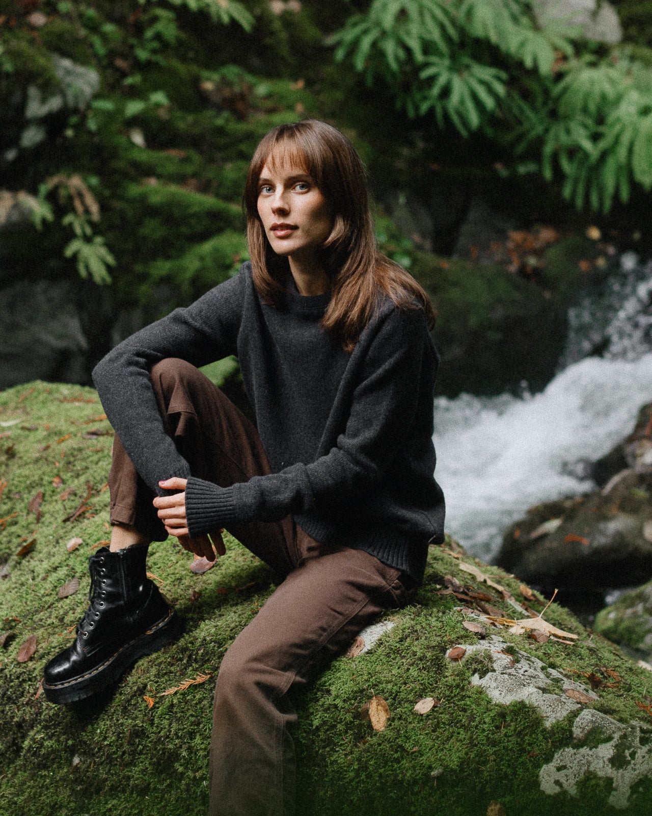 The Cashmino Crewneck - Image 7