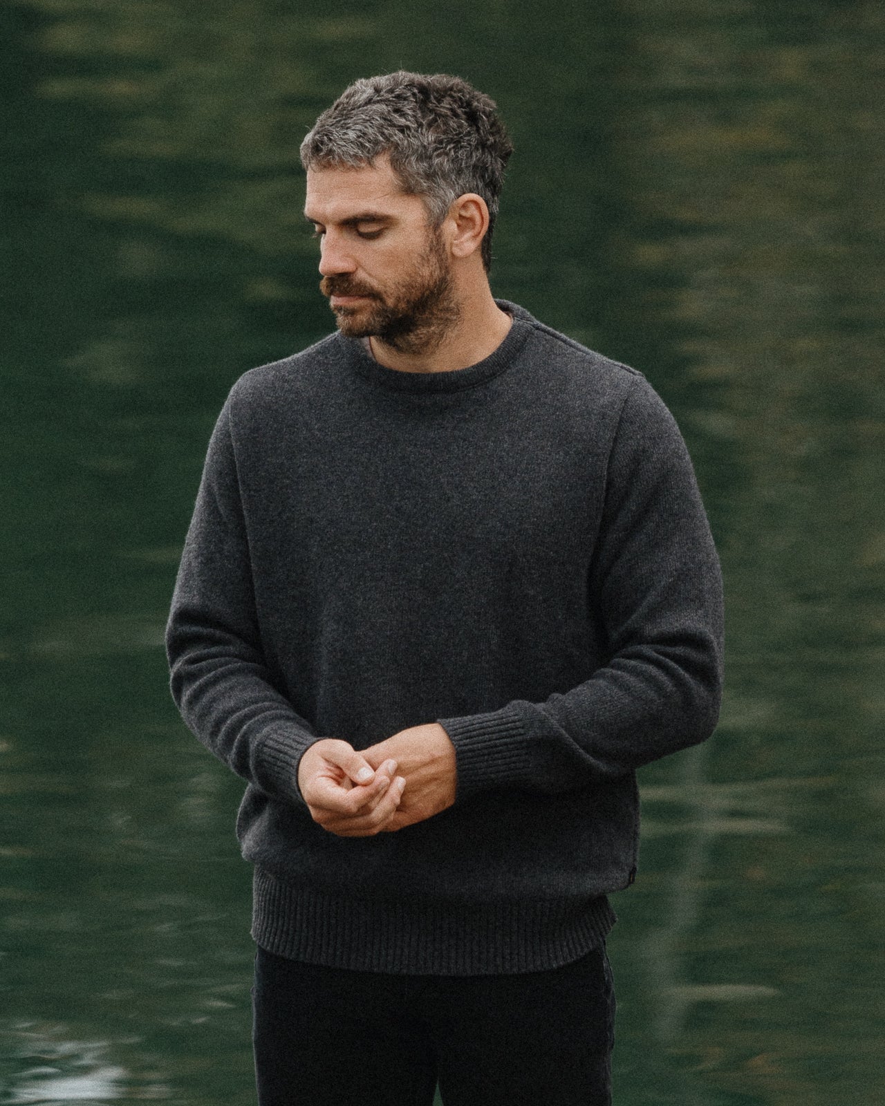 The Cashmino Crewneck - Image 8